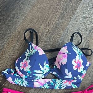 VS/Pink swimsuit top